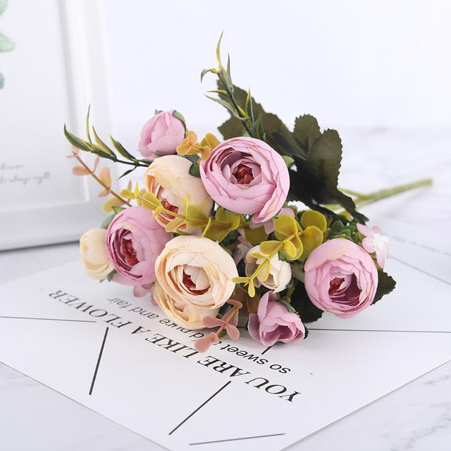 Floral Collection - Silk Blooming Roses and Daisy Bouquet