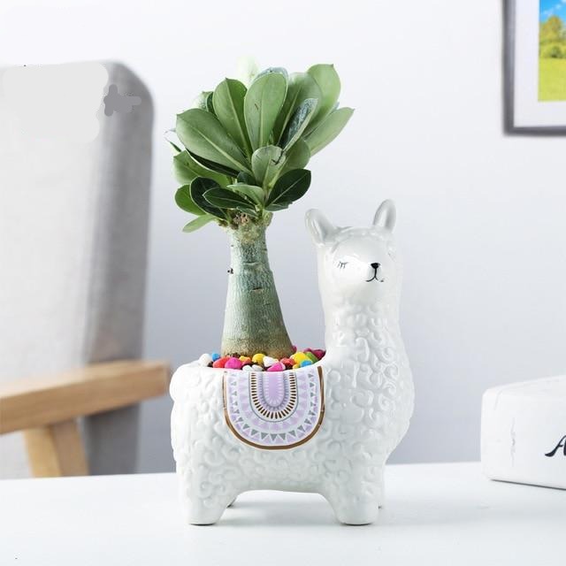 Alpaca Planter